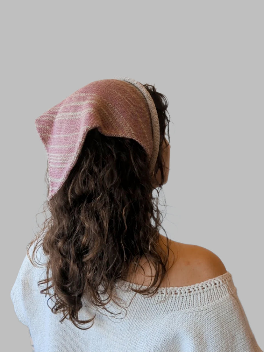 Knit Kerchief in Mauve Marle