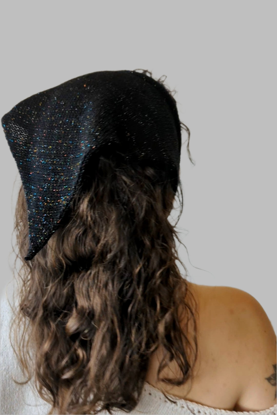 Knit Kerchief in Glitter black