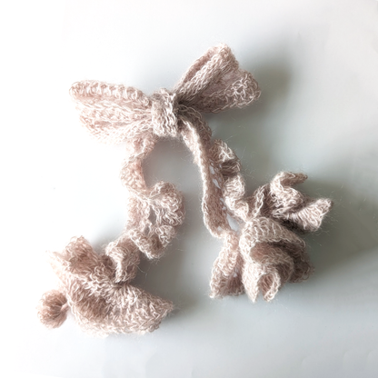 Hyperbolic Crochet Bow - heyzoemay